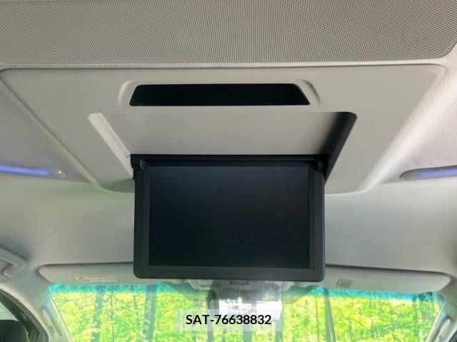 Toyota ALPHARD 2018-04 333107-4