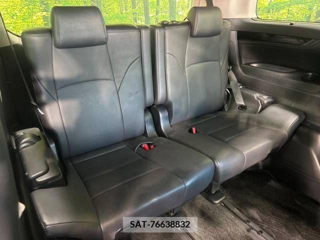 Toyota ALPHARD 2018-04 333107-10