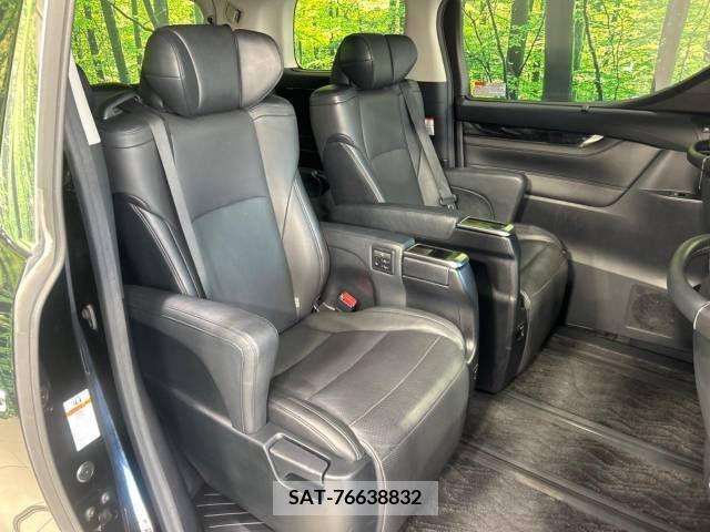 Toyota ALPHARD 2018-04 333107-9