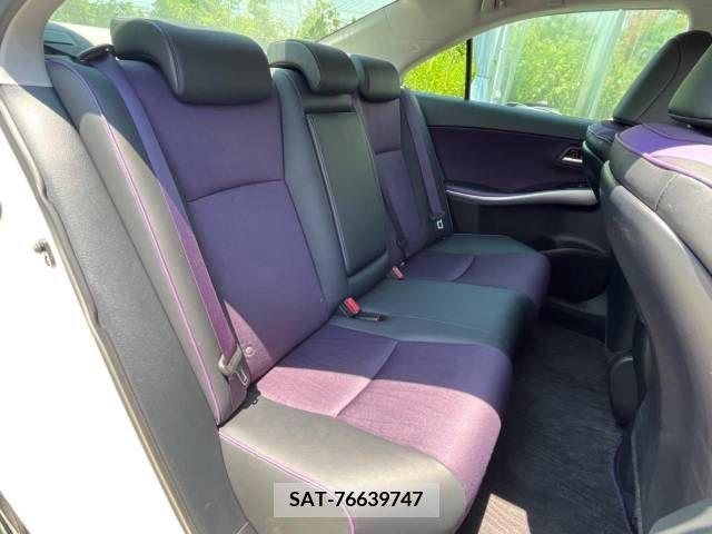 Toyota SAI 2015-10 300580-10