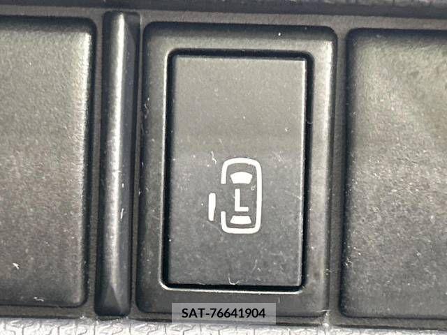 Mitsubishi DELICA D2 2011-04 296424-4