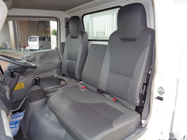 Isuzu ELF TRUCK 2008-08 7426-8
