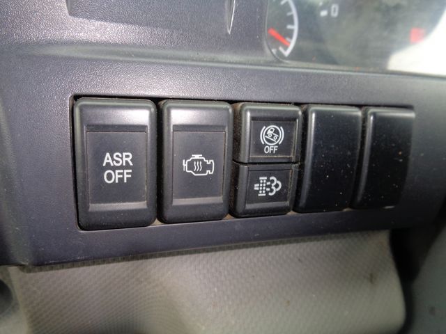 Isuzu ELF TRUCK 2008-08 7426-11