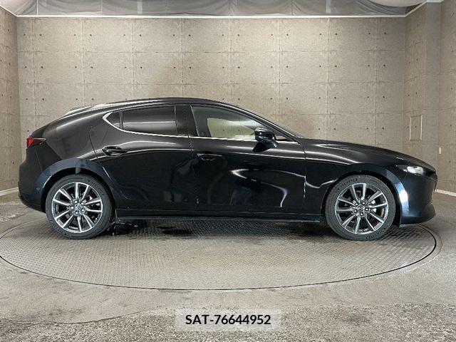 Mazda MAZDA3 2019-09 251132-7