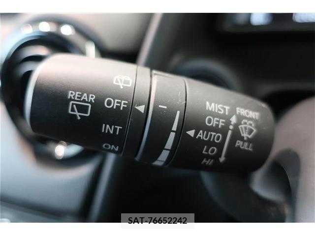 Mazda MAZDA2 2022-09 216976-20