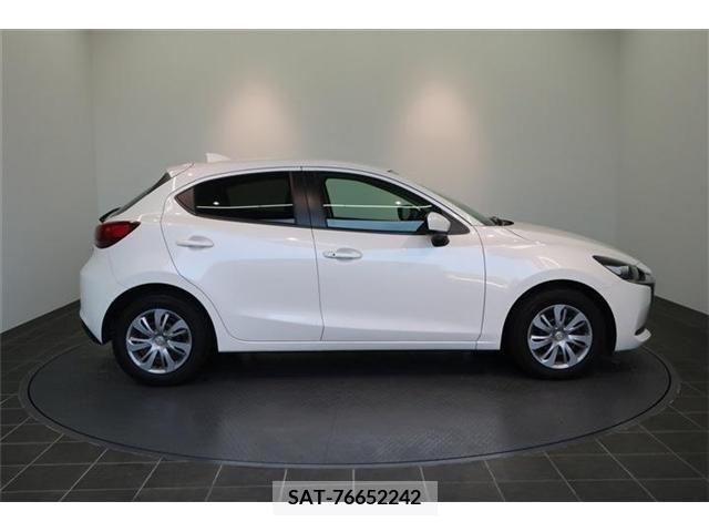 Mazda MAZDA2 2022-09 216976-9