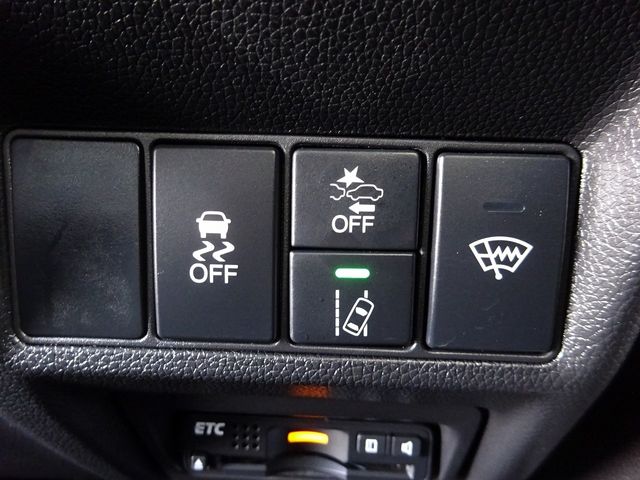 Honda e 2016-07 186651-27