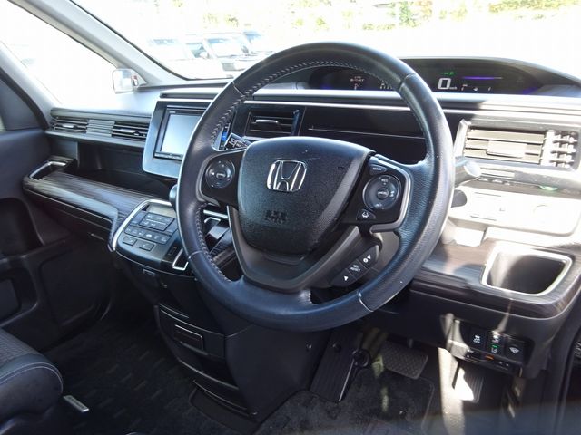 Honda e 2016-07 186651-10