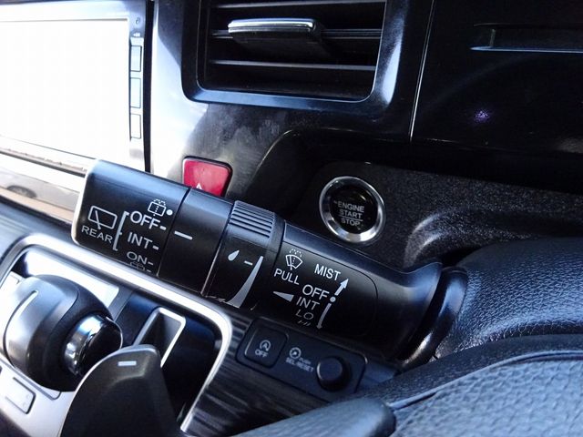 Honda e 2016-07 186651-21