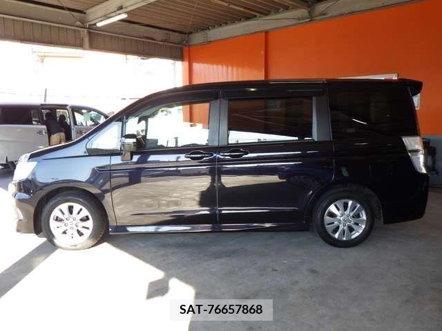 Honda e 2010-08 203258-9