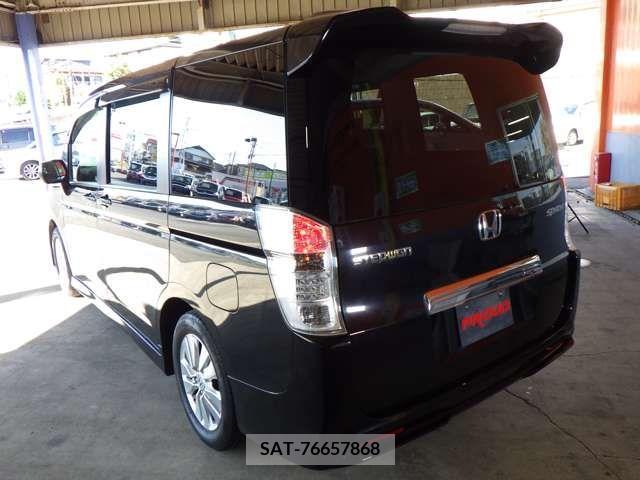 Honda e 2010-08 203258-8