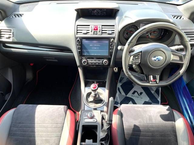 Subaru WRX STI 2017-08 10124-1