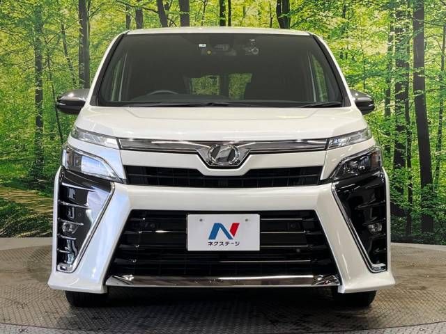 Toyota VOXY 2019-08 184301-15