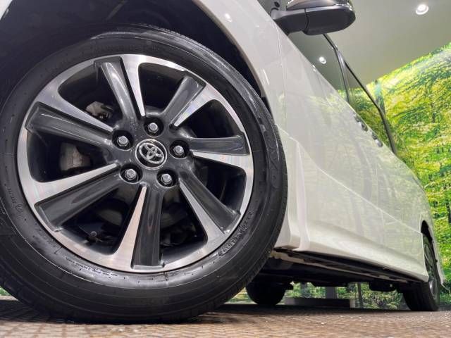 Toyota VOXY 2019-08 184301-14