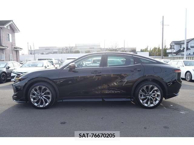 Toyota CROWN 2022-11 223193-3