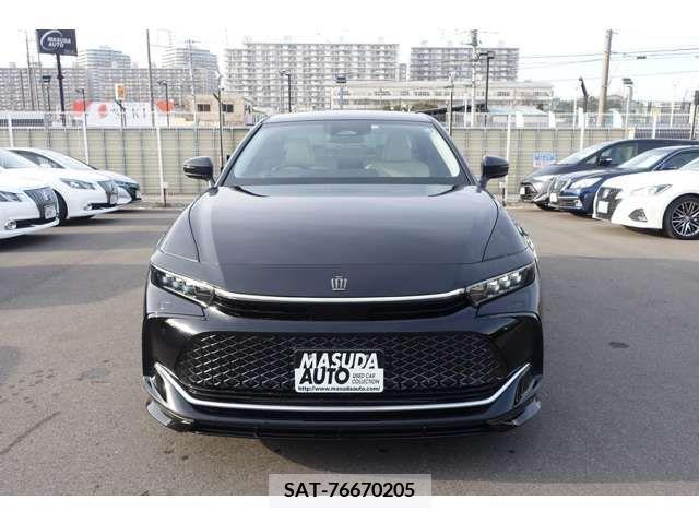 Toyota CROWN 2022-11 223193-1