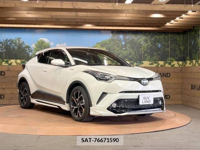 Toyota C-HR 2017-02 209202-16