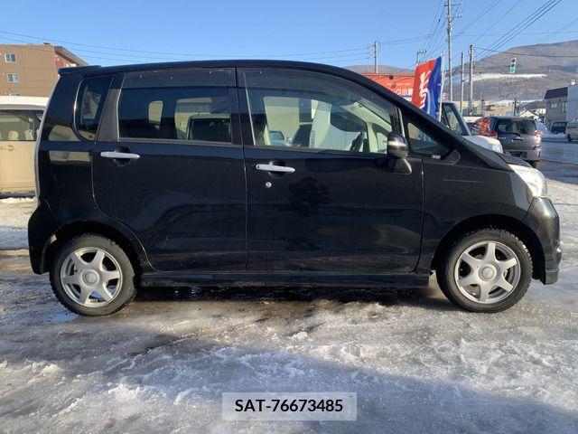 Daihatsu MOVE CUSTOM 2010-12 222988-3