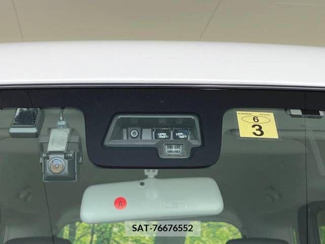 Suzuki SPACIA 2019-03 242152-2