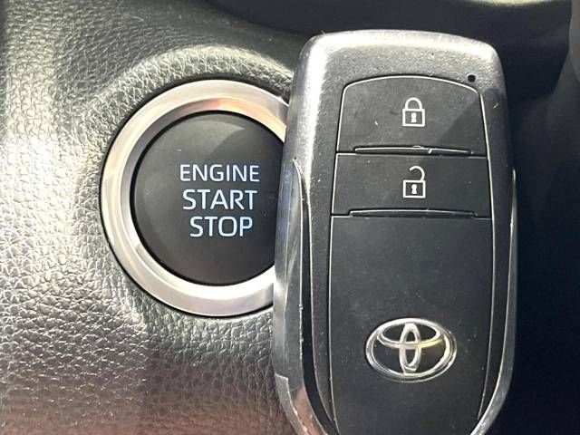 Toyota YARIS CROSS 2023-03 194864-8