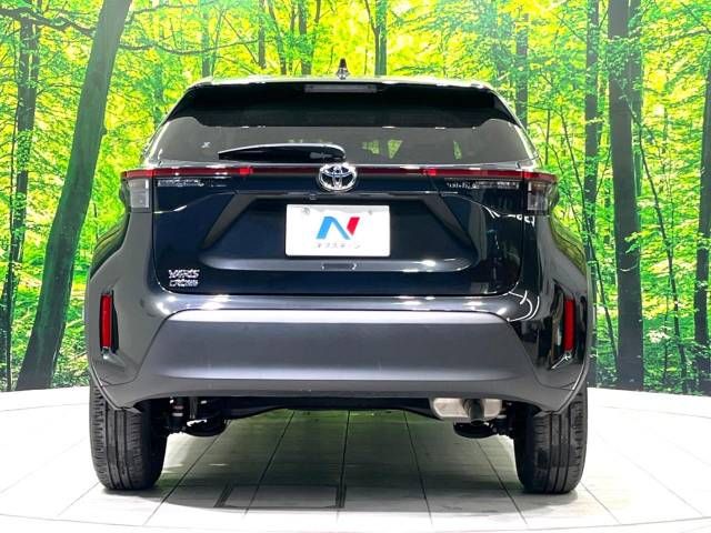 Toyota YARIS CROSS 2023-03 194864-16