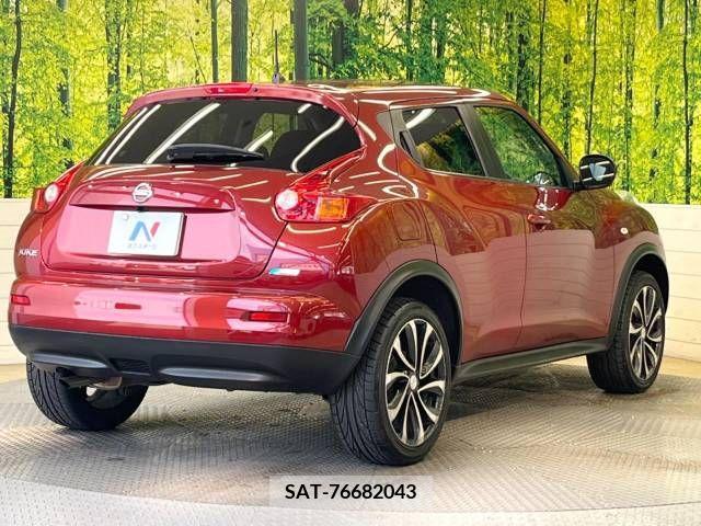Nissan JUKE 2011-06 320459-17