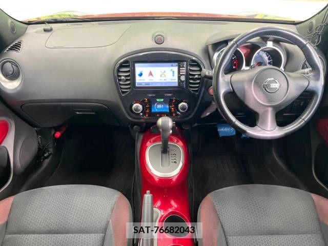 Nissan JUKE 2011-06 320459-1