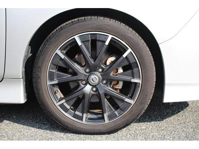 Nissan LEAF 2019-03 14400-9