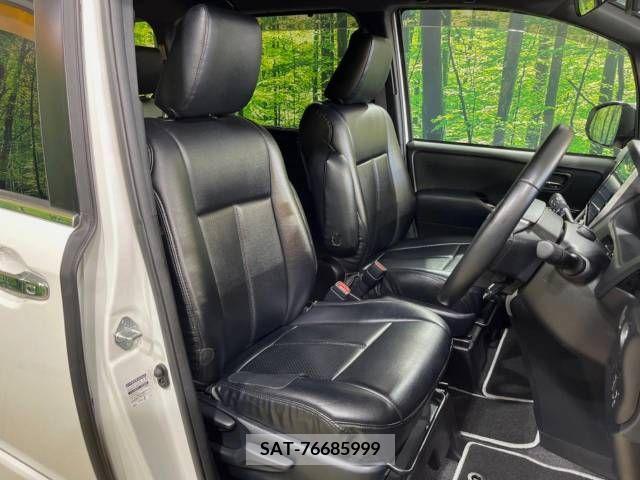 Toyota VOXY 2019-03 321612-9