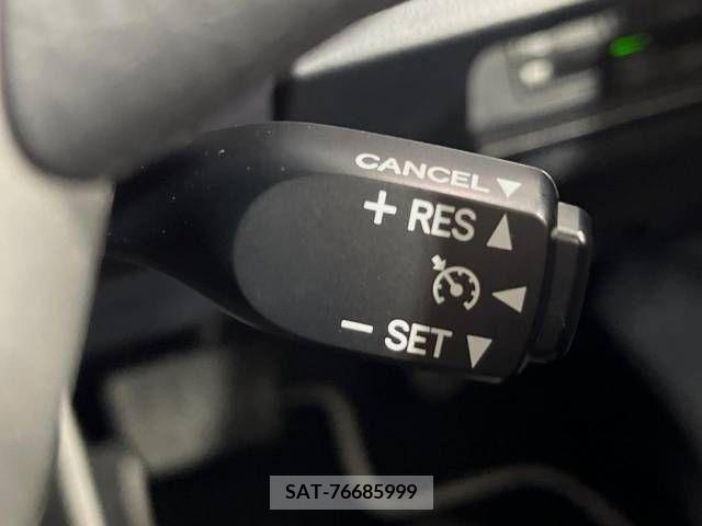 Toyota VOXY 2019-03 321612-5