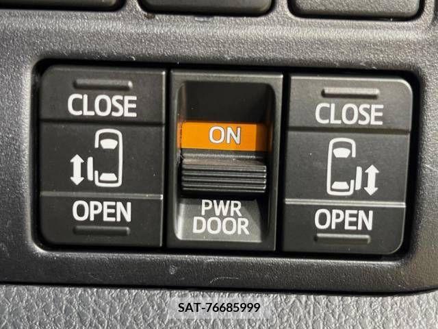 Toyota VOXY 2019-03 321612-4