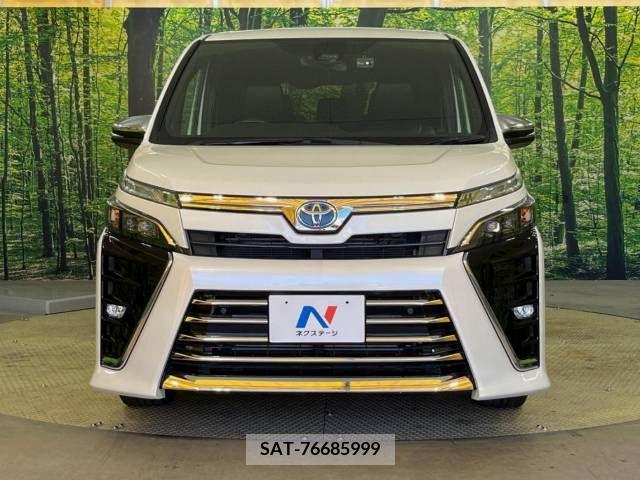 Toyota VOXY 2019-03 321612-15