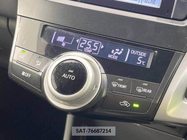 Toyota PRIUS ALPHA 2014-02 213224-7