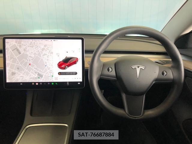 Tesla MODEL 3 2021-06 225170-12