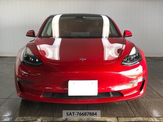 Tesla MODEL 3 2021-06 225170-4