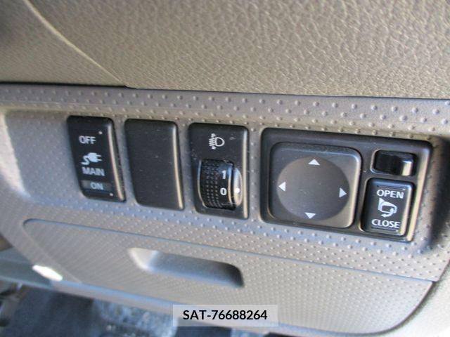 Nissan AD VAN 2012-10 215782-20