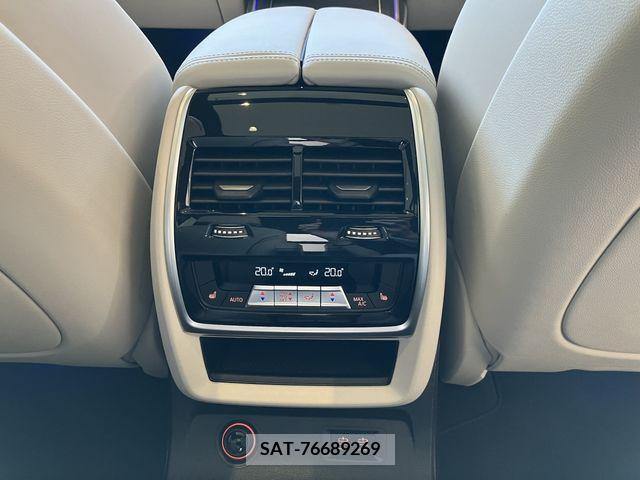 Bmw X7 2023-03 201311-17