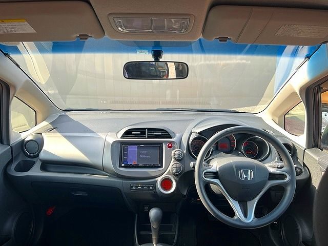 Honda FIT 2013-01 16011-1