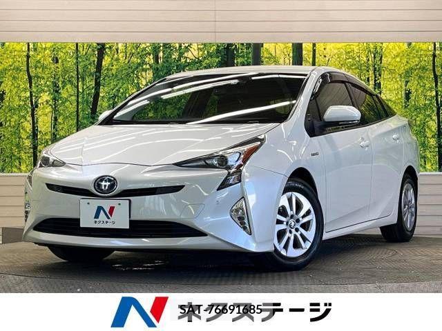 Toyota PRIUS 2017-08 282946-0