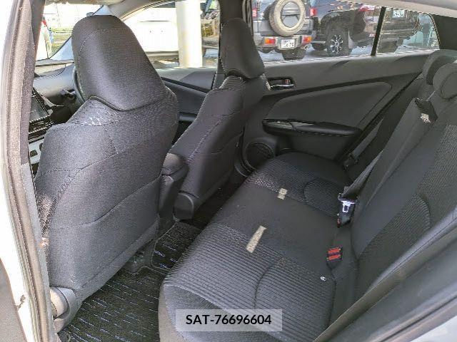 Toyota PRIUS 2018-02 366368-18
