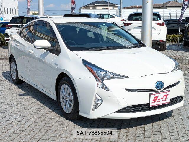 Toyota PRIUS 2018-02 366368-6