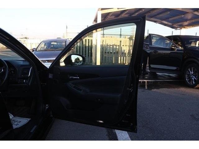 Toyota CROWN SEDAN 2016-07 8958-8