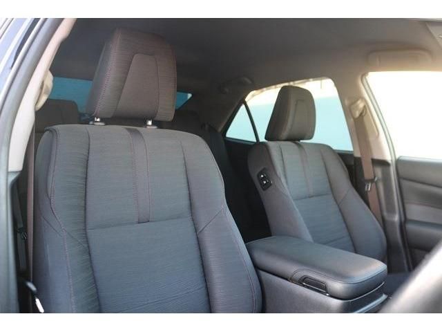 Toyota CROWN SEDAN 2016-07 8958-10