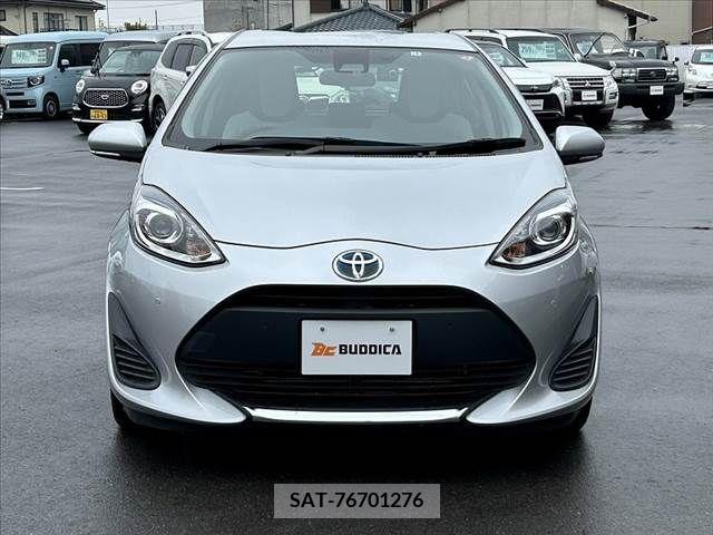 Toyota AQUA 2021-02 292299-8