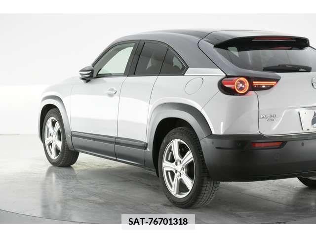 Mazda MX-30 2020-10 373514-6