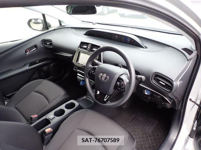 Toyota PRIUS 2019-06 334961-11