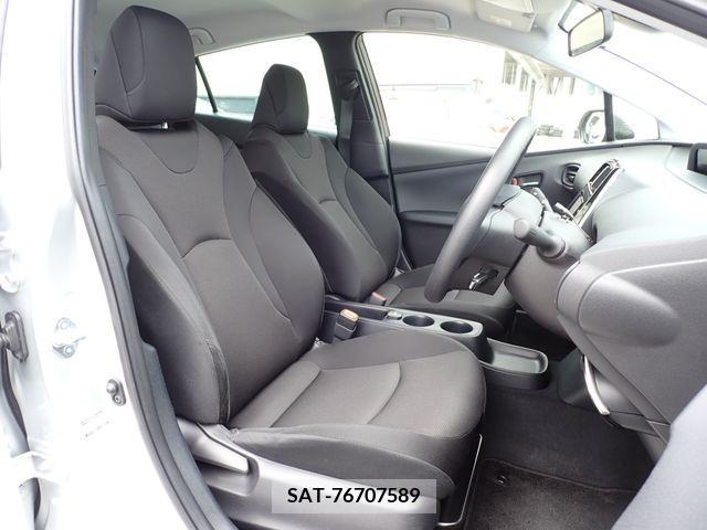 Toyota PRIUS 2019-06 334961-13