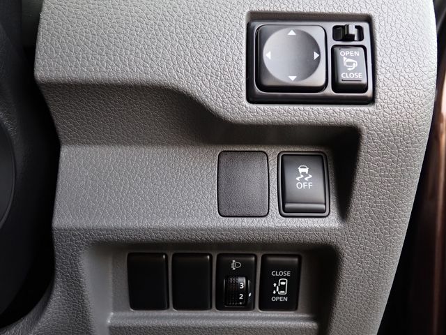 Nissan CARAVAN WAGON 2018-09 24215-12