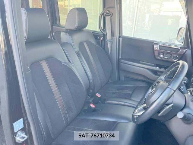 Honda N BOX CUSTOM 2017-10 249650-8