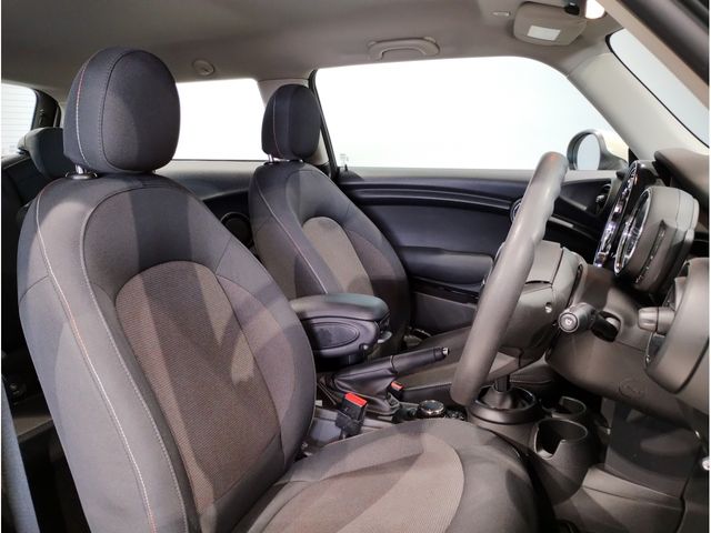 Bmw MINI 2019-03 188422-17